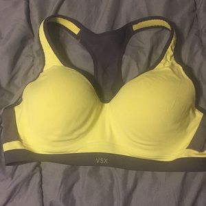Victoria’s Secret vsx sports bra 38c